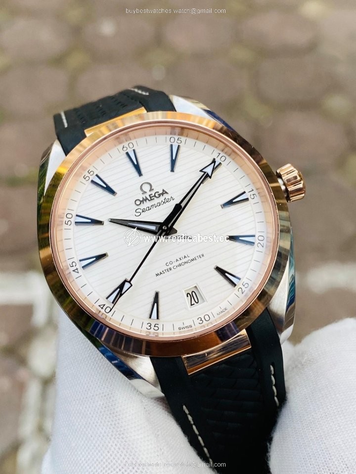 Omega Seamaster Aqua Terra Mens watch Unisex Automatic Gold Steel 220.22.41.21.02.001