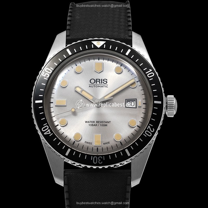 Oris Divers Sixty Five Mens watch Unisex Automatic Steel 01 733 7720 4051-07 4 21 18