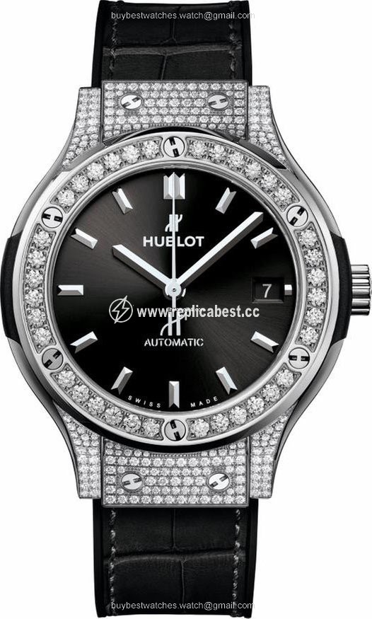 Hublot Classic Fusion 45, 42, 38, 33 mm Automatic Titanium 565.nx.1470.lr.1604