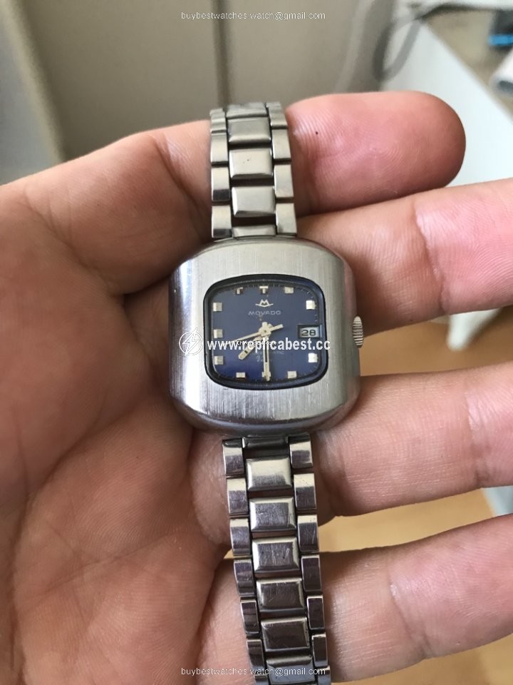 Movado Womens watch Automatic Queenmatic video