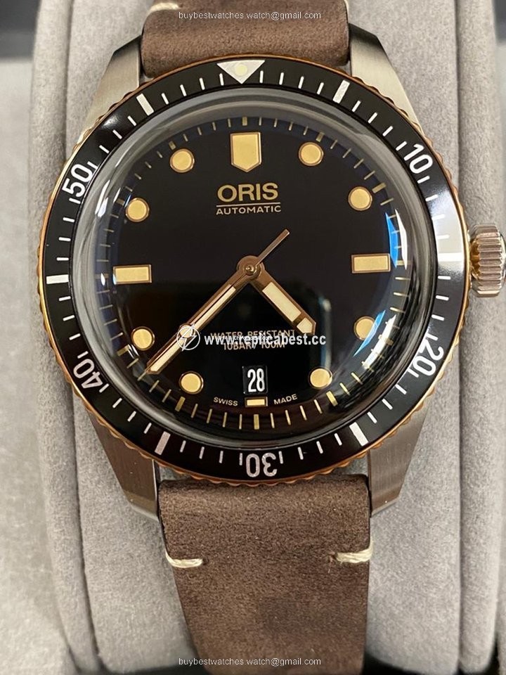 Oris Divers Sixty Five Mens watch Unisex Automatic Steel 01 733 7707 4354-07 5 20 55