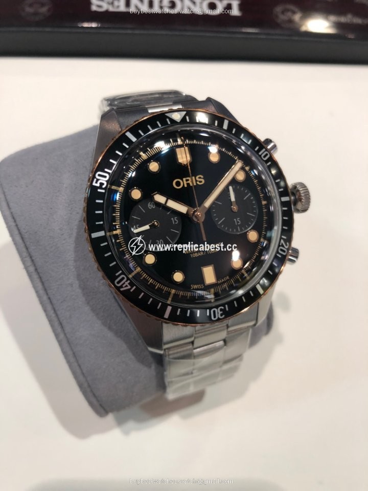 Oris Divers Sixty Five Mens watch Unisex Automatic Steel 01 771 7744 4354-07 8 2 1 18
