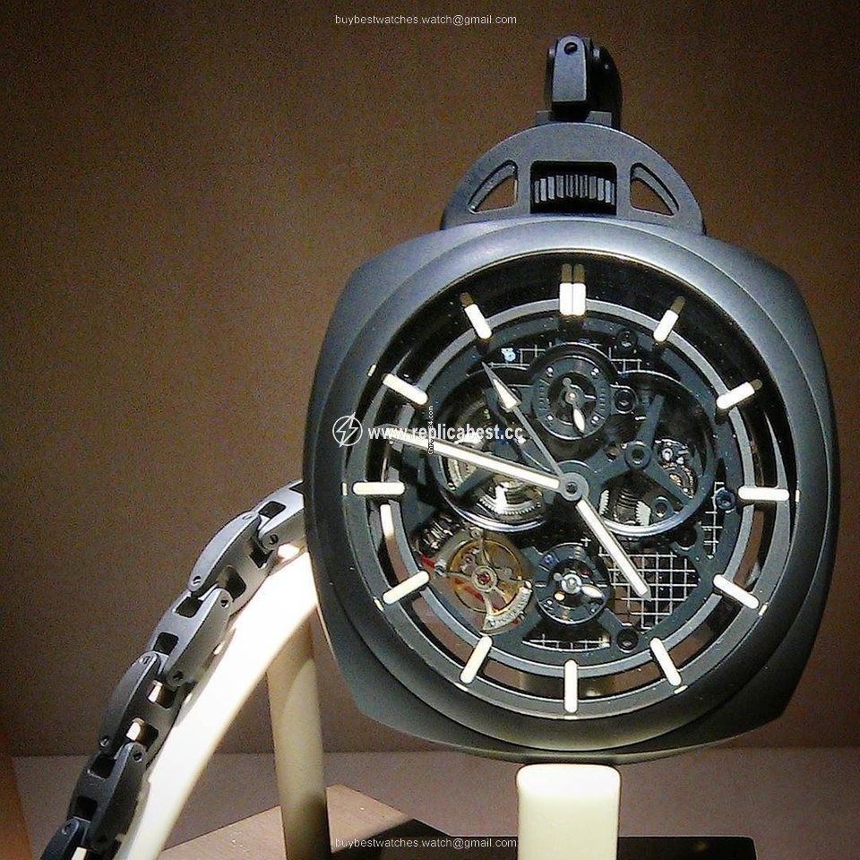 Panerai Special Editions Mens watch Unisex Manual winding Ceramic PAM 00446