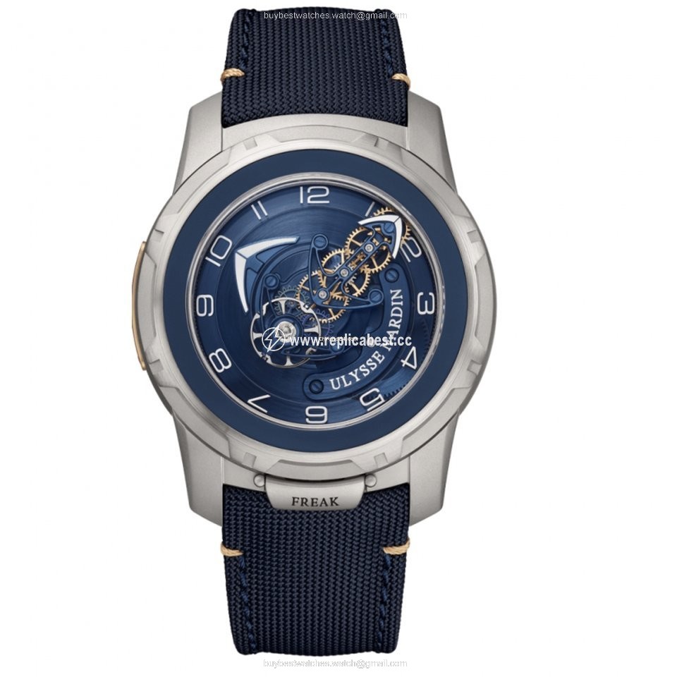 Ulysse Nardin Freak Mens watch Unisex Titanium 2053132 03