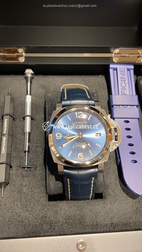 Panerai Luminor 1950 10 Days GMT Mens watch Unisex Automatic Steel Pam00986