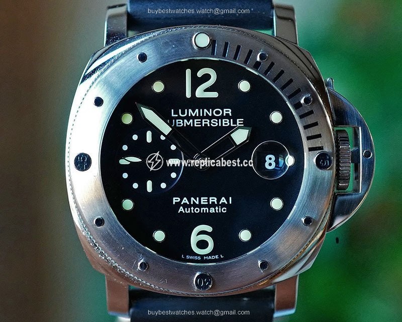 Panerai Luminor Submersible Automatic PAM 24