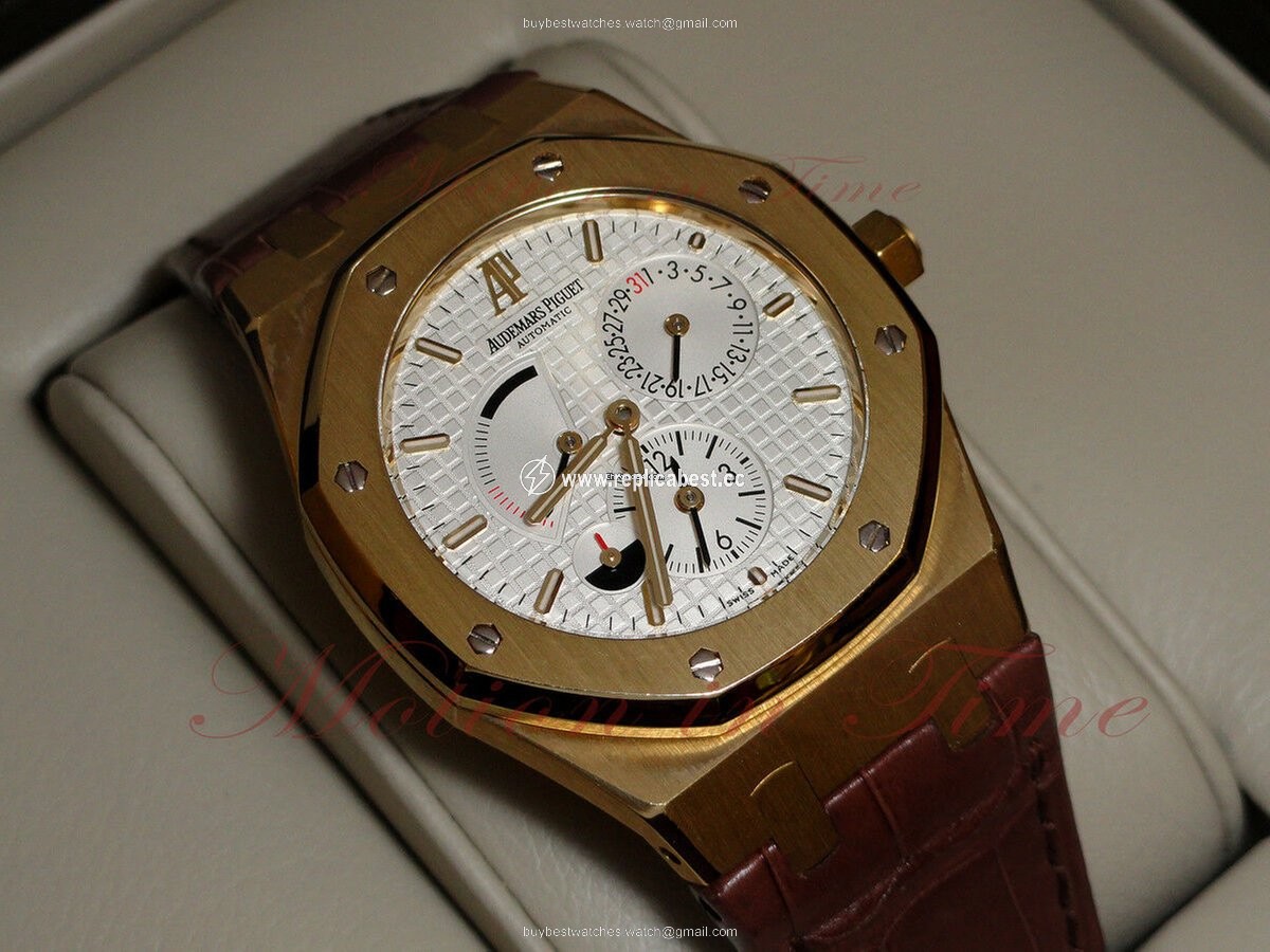 Audemars Piguet Royal Oak Dual Time Mens watch Unisex Automatic Yellow gold 26120BA.OO.D088CR.01