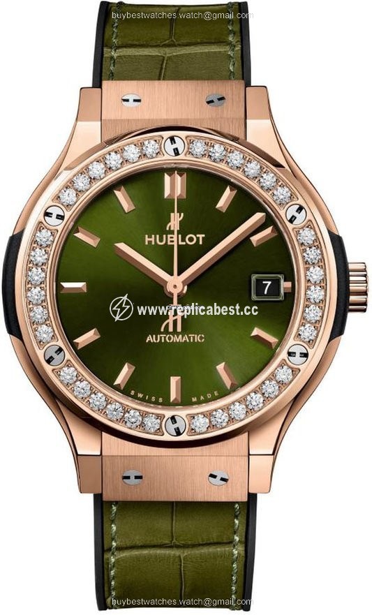 Hublot Classic Fusion 45, 42, 38, 33 mm Automatic Rose gold 565.ox.8980.lr.1204