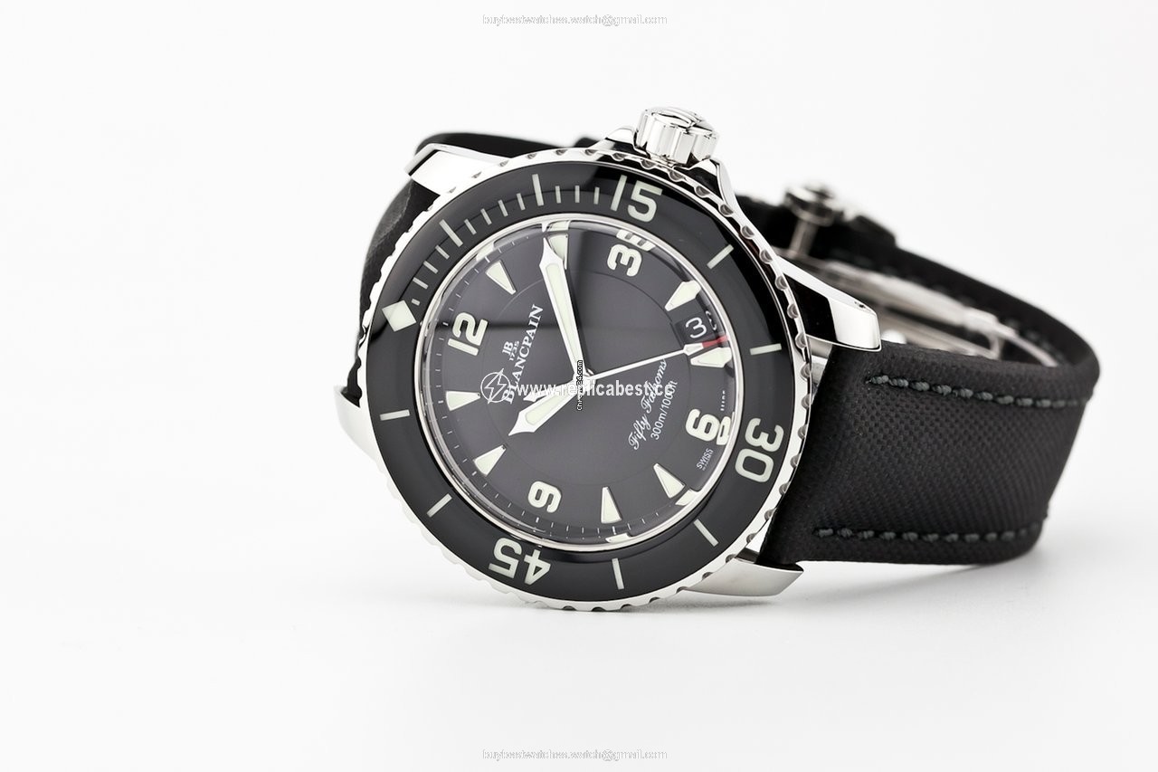 Blancpain Fifty Fathoms Mens watch Unisex Automatic Steel 5015-1130-52