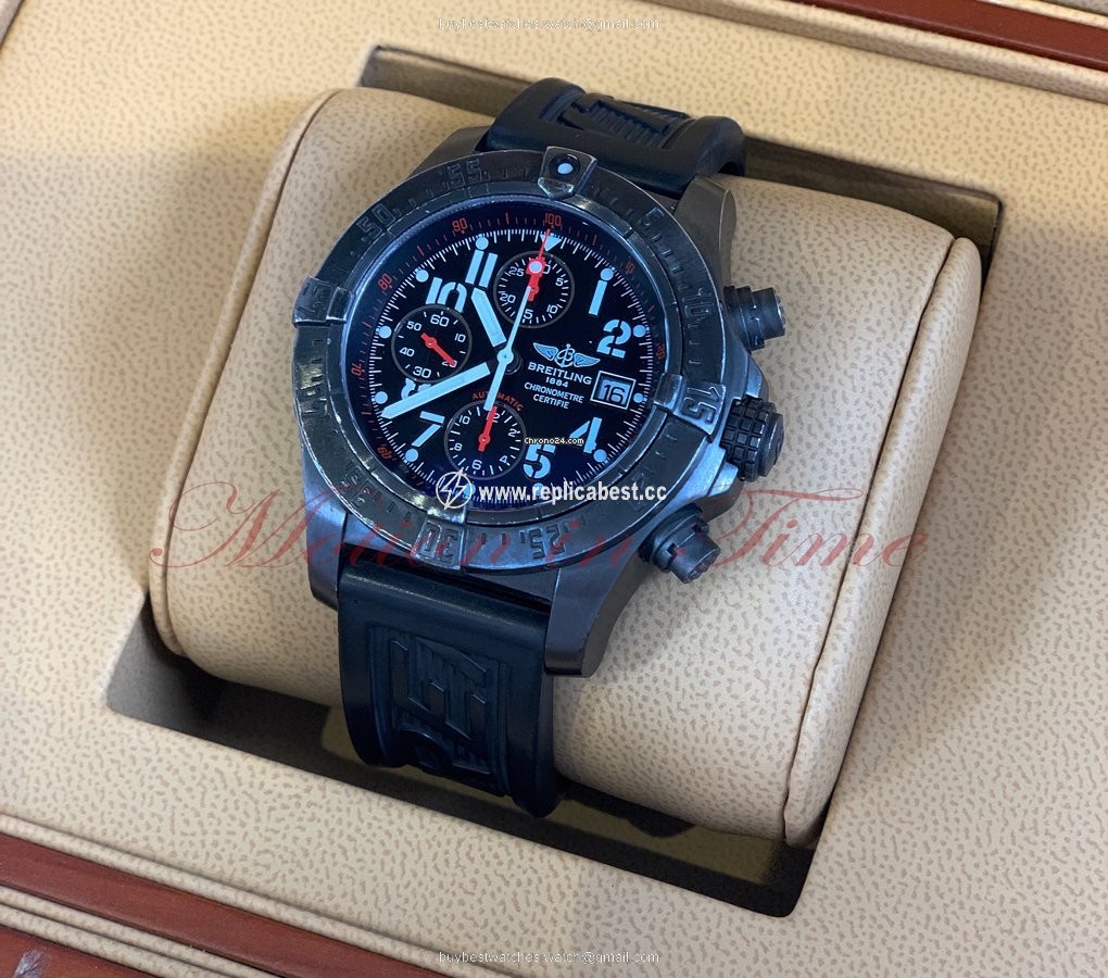 Breitling Avenger Skyland Mens watch Unisex Automatic Steel M1338010.B864