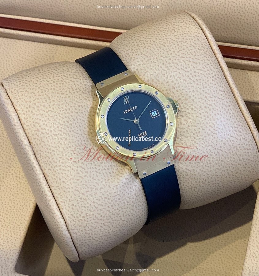 Hublot Classic Fusion 45, 42, 38, 33 mm Womens watch Quartz Yellow gold 1393.3