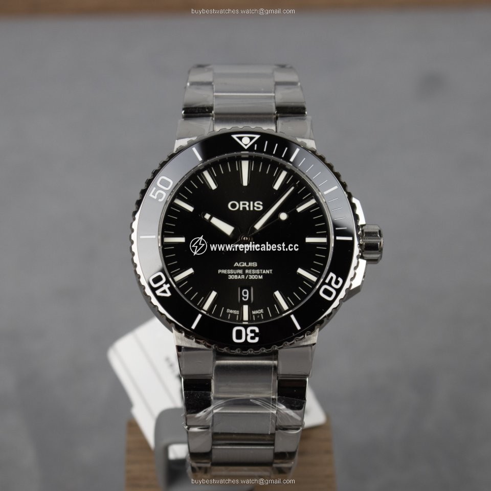 Oris Aquis Date Automatic Steel 01 733 7730 4134-07 4 24 64EB