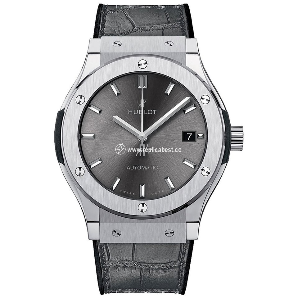 Hublot Classic Fusion Racing Grey Mens watch Unisex Automatic Titanium 565.NX.7071.LR