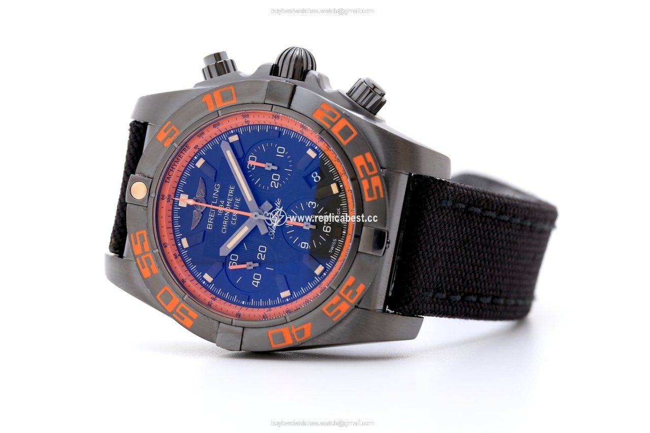 Breitling Chronomat 44 Raven Mens watch Unisex Automatic Steel MB0111C2 BD07
