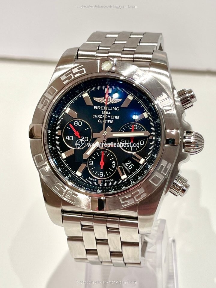 Breitling Chronomat Mens watch Unisex Automatic Steel AB0111-105
