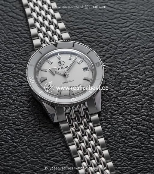 Rado HyperChrome Captain Cook Womens watch Automatic Steel R32500013