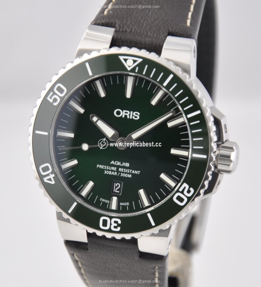 Oris Aquis Date Mens watch Unisex Automatic Steel 01 733 7730 4157-07 5 24 10EB