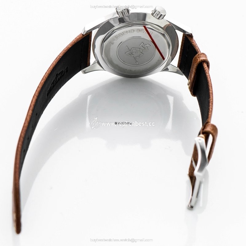 Longines Legend Diver Mens watch Unisex Automatic Steel L37744602