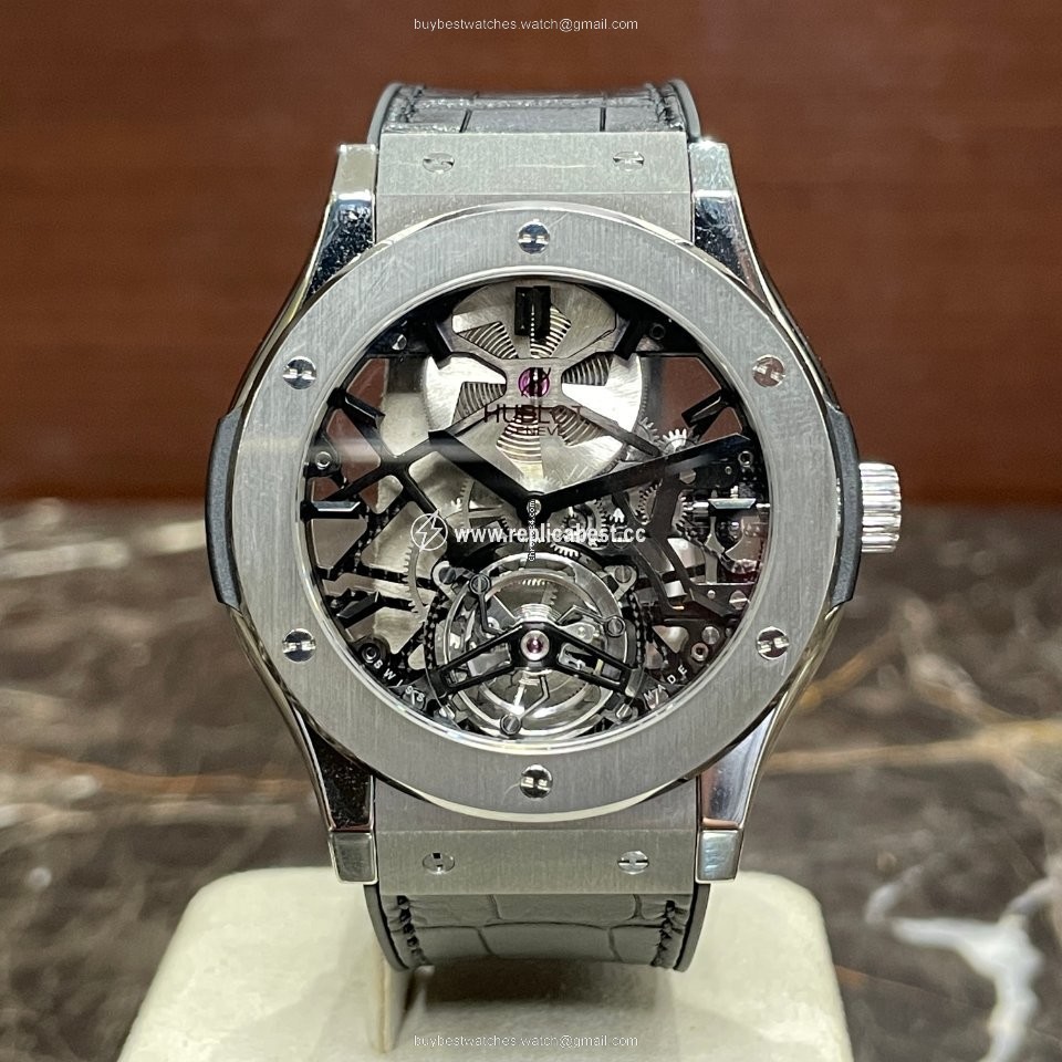 Hublot Classic Fusion 45, 42, 38, 33 mm Mens watch Unisex Manual winding Titanium 505.NX.0170.LR