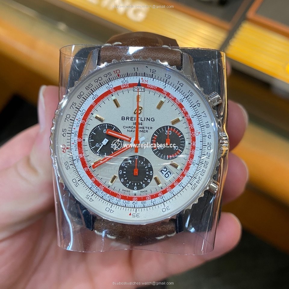 Breitling Navitimer 1 B01 Chronograph 43 Mens watch Unisex Automatic Steel AB01219A1G1X1