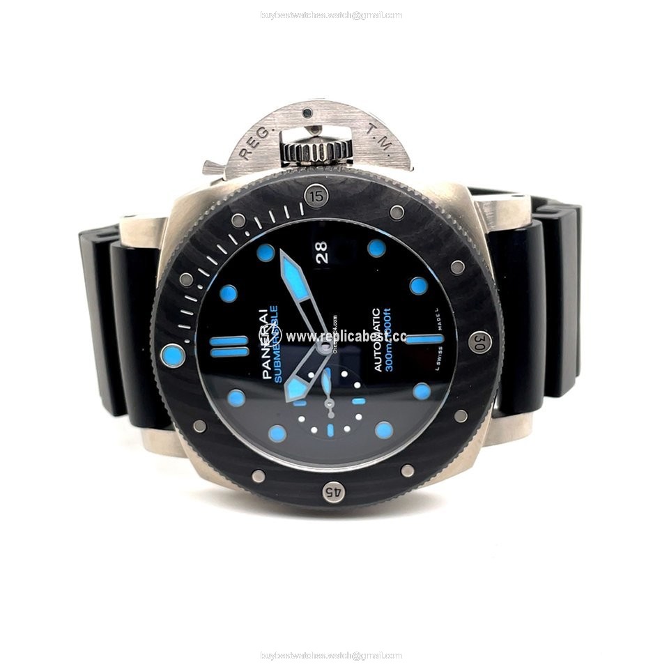 Panerai Luminor Submersible Mens watch Unisex Automatic Carbon PAM 00799