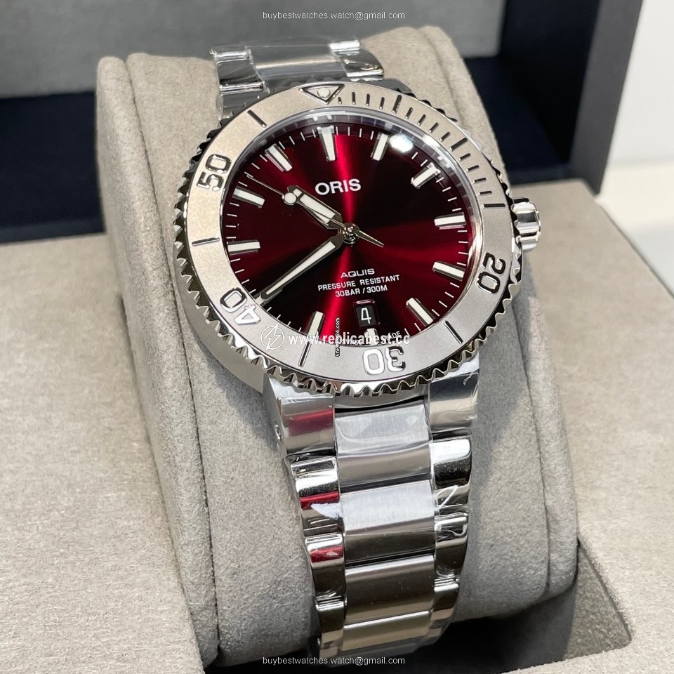 Oris Aquis Date Mens watch Unisex Automatic Steel 01 733 7766 4158 07 8 22 05PEB