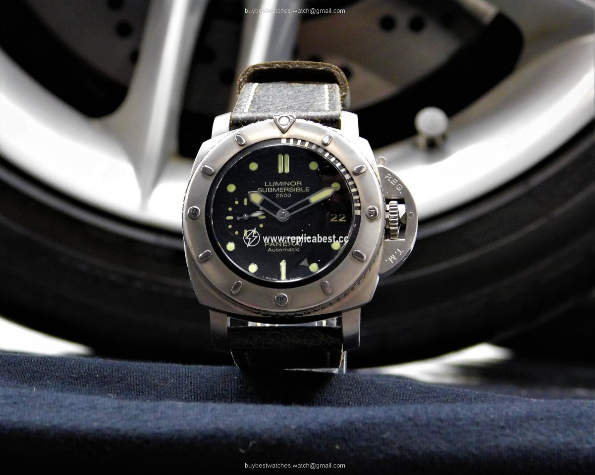 Panerai Special Editions Mens watch Unisex Automatic Titanium PAM 00364