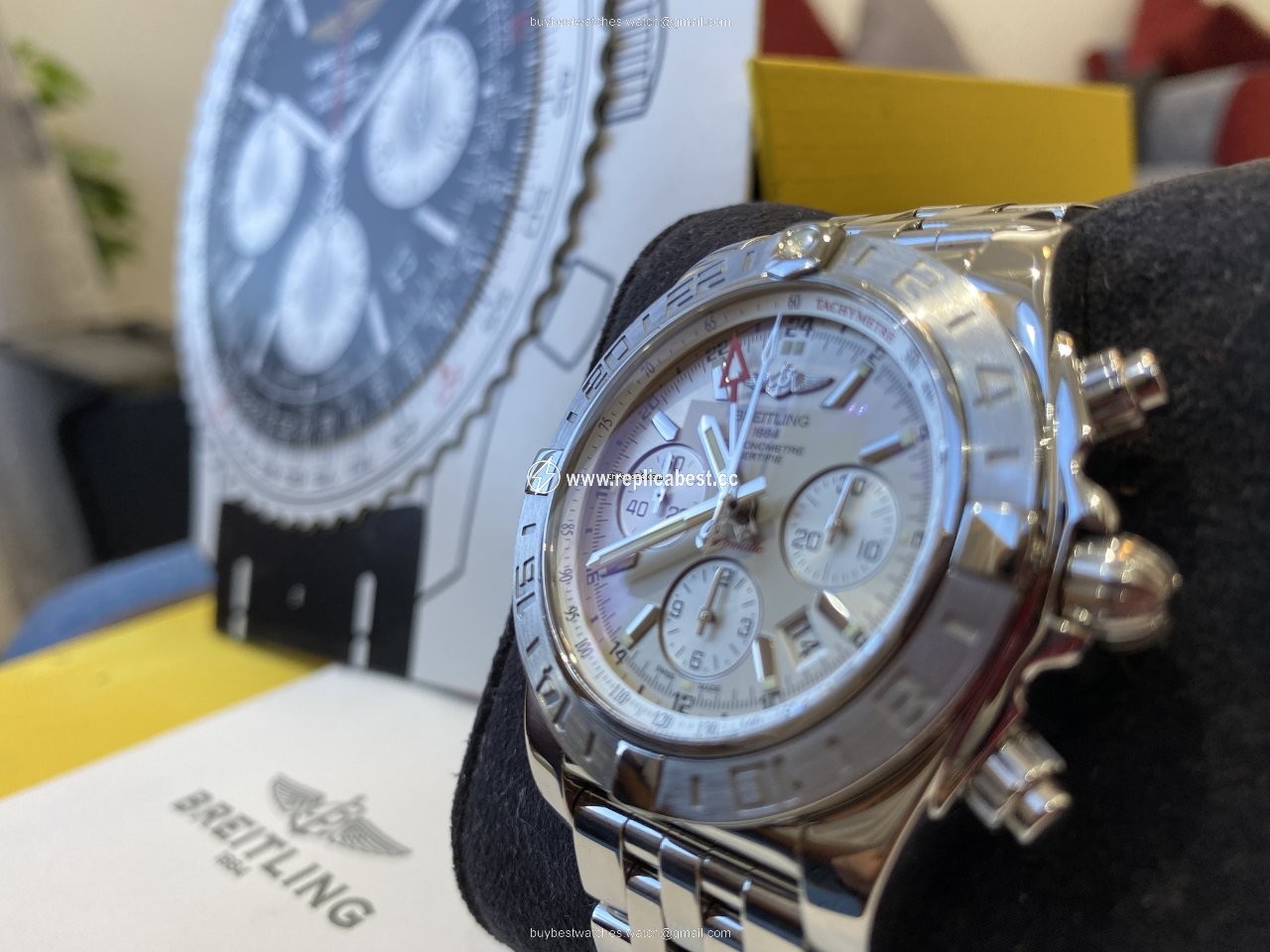Breitling Chronomat 44 GMT Mens watch Unisex Automatic Steel AB042011 G745