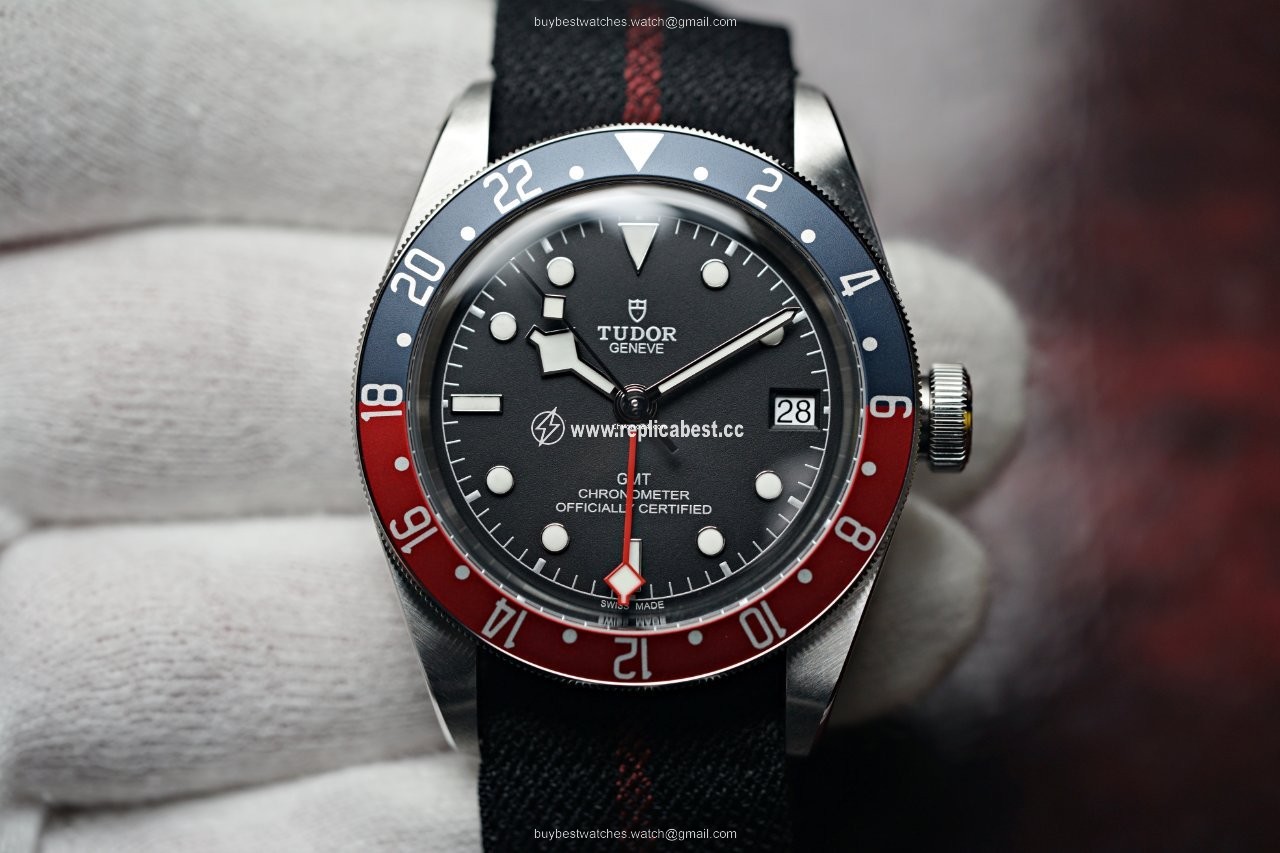 Tudor Black Bay GMT Mens watch Unisex Automatic Steel 79830RB-0003