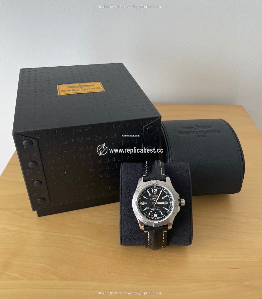 Breitling Colt Quartz Mens watch Unisex Quartz Steel A7438811 BD45