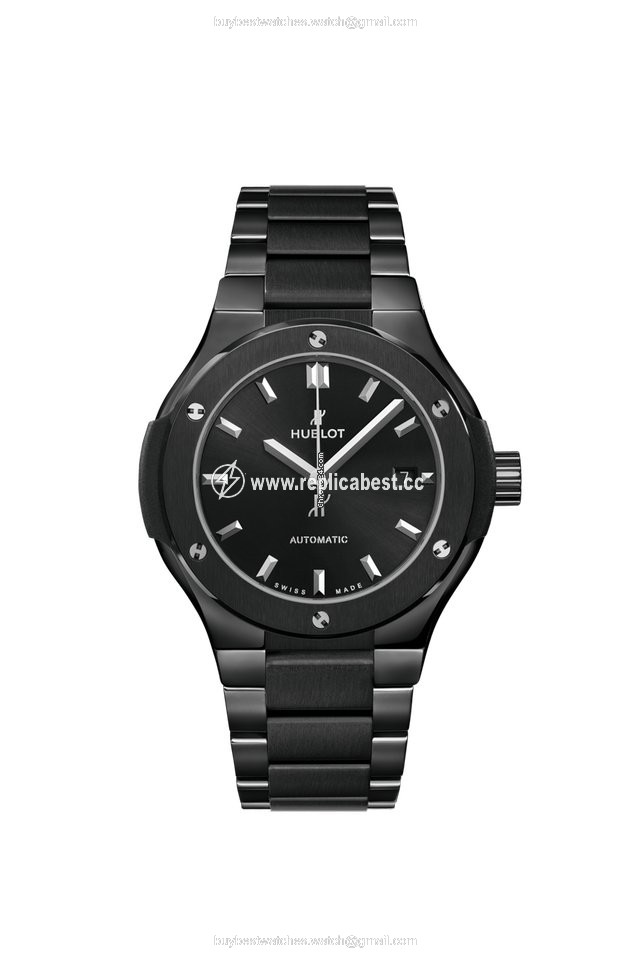 Hublot Classic Fusion 45, 42, 38, 33 mm Automatic Ceramic 585.CM.1470.CM