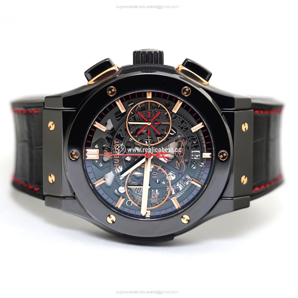 Hublot Classic Fusion Mens watch Unisex Automatic Ceramic 525.CS.0138.LR.DWD14