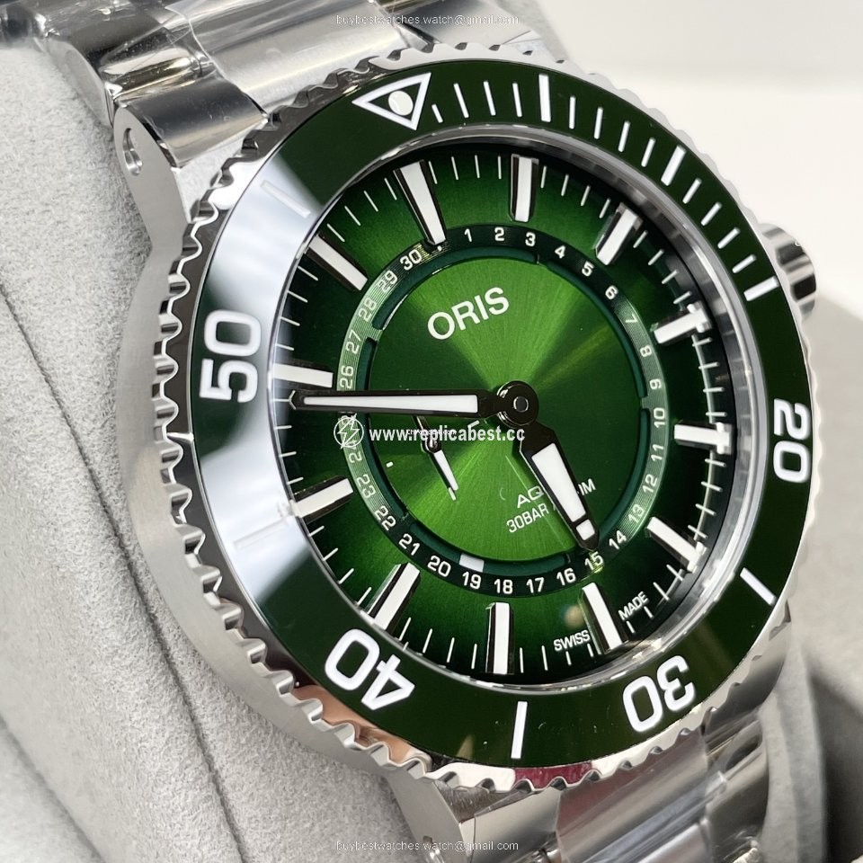Oris Aquis Mens watch Unisex Automatic Steel 01 743 7734 4187-Set