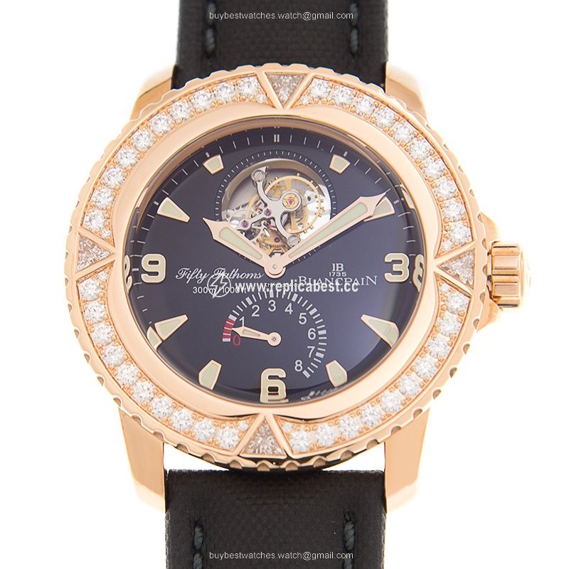 Blancpain Fifty Fathoms Mens watch Unisex Automatic Rose gold 5025-9530-52A