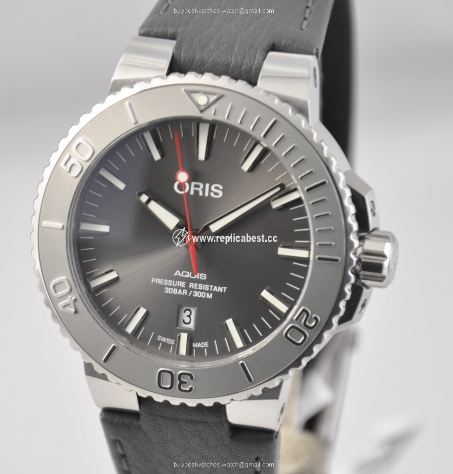 Oris Aquis Date Mens watch Unisex Automatic Steel 01 733 7730 4153-07 5 24 11EB