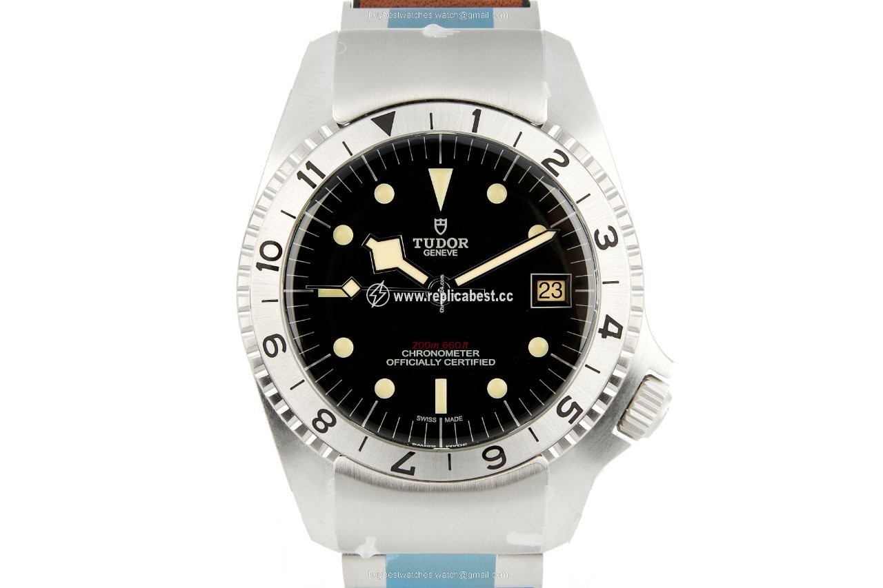 Tudor Black Bay Steel Mens watch Unisex Automatic Steel 70150-0001