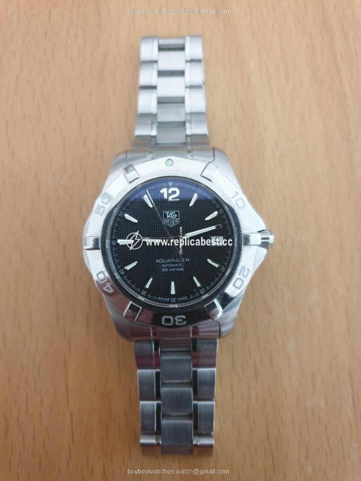 TAG Heuer Aquaracer 300M Mens watch Unisex Automatic Steel WAF2110