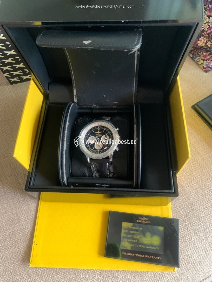 Breitling Navitimer 01 (46 MM) Mens watch Unisex Automatic Steel AB012721 BD09 441X A20BA.1