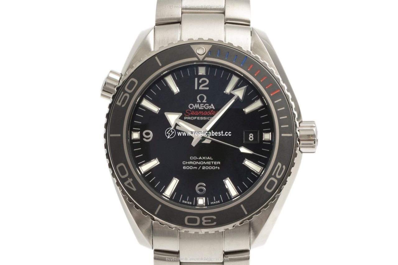 Omega Seamaster Planet Ocean Mens watch Unisex Automatic Steel 522.30.46.21.01.001