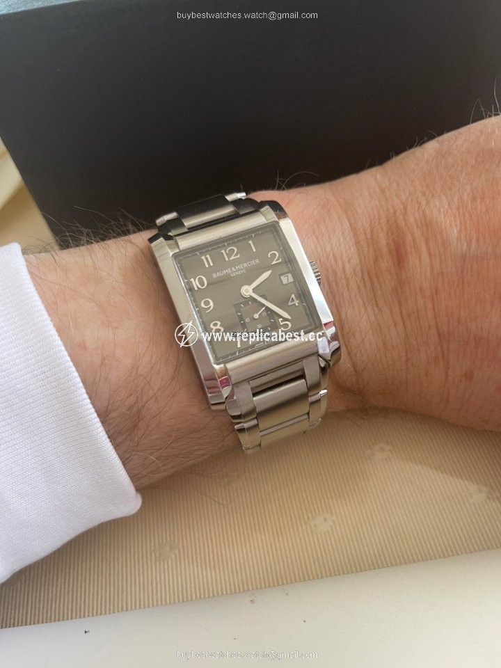 Baume & Mercier Hampton Mens watch Unisex Automatic Steel MOA10029