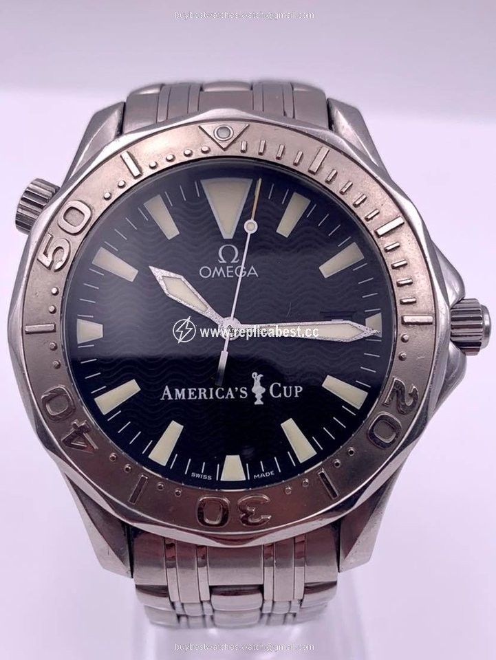 Omega Seamaster Diver 300 M Mens watch Unisex Automatic Gold Steel 2533.50.00