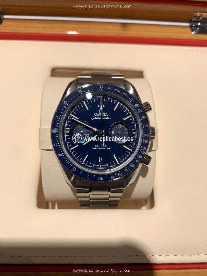 Omega Speedmaster Professional Moonwatch Mens watch Unisex Automatic Titanium 311.90.44.51.03.001