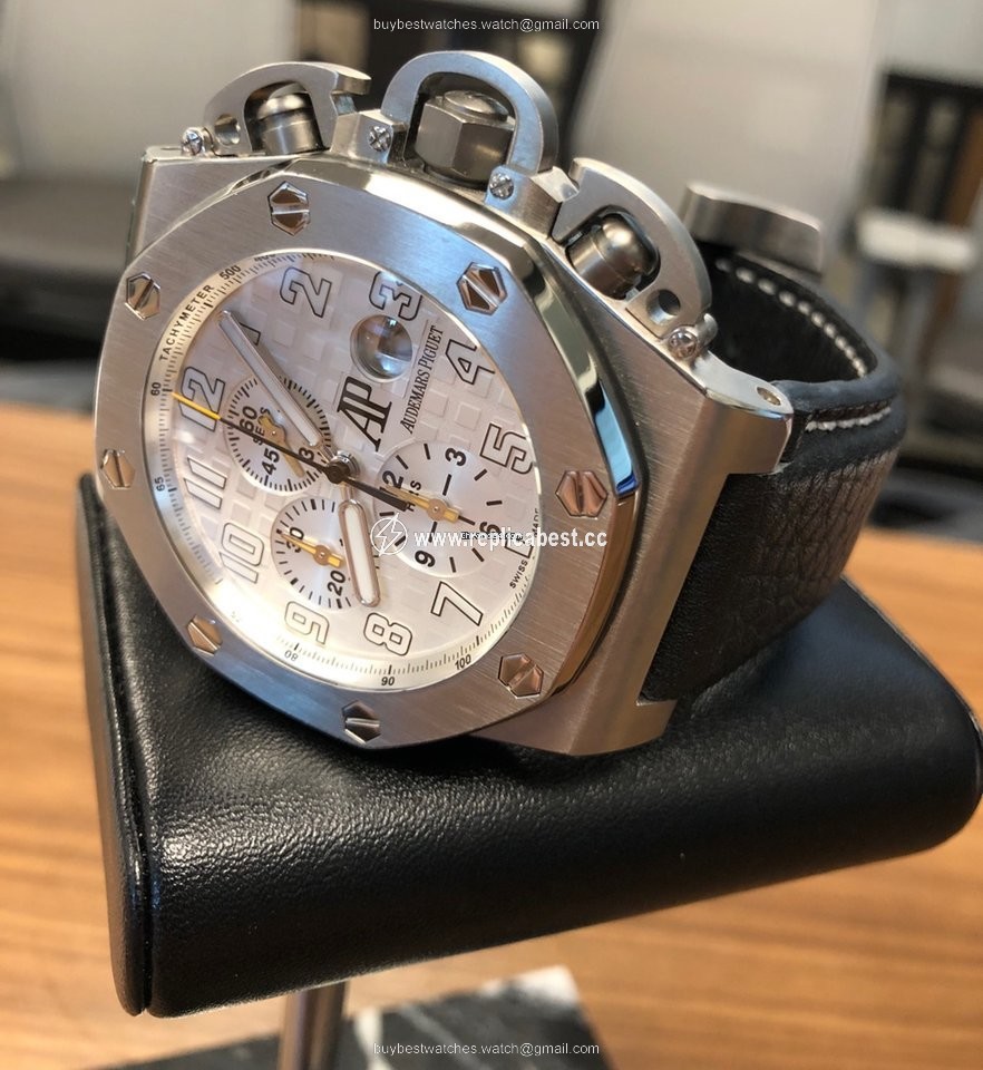 Audemars Piguet Royal Oak Offshore Chronograph Mens watch Unisex Automatic Titanium 25863TI.OO.A080CU.01