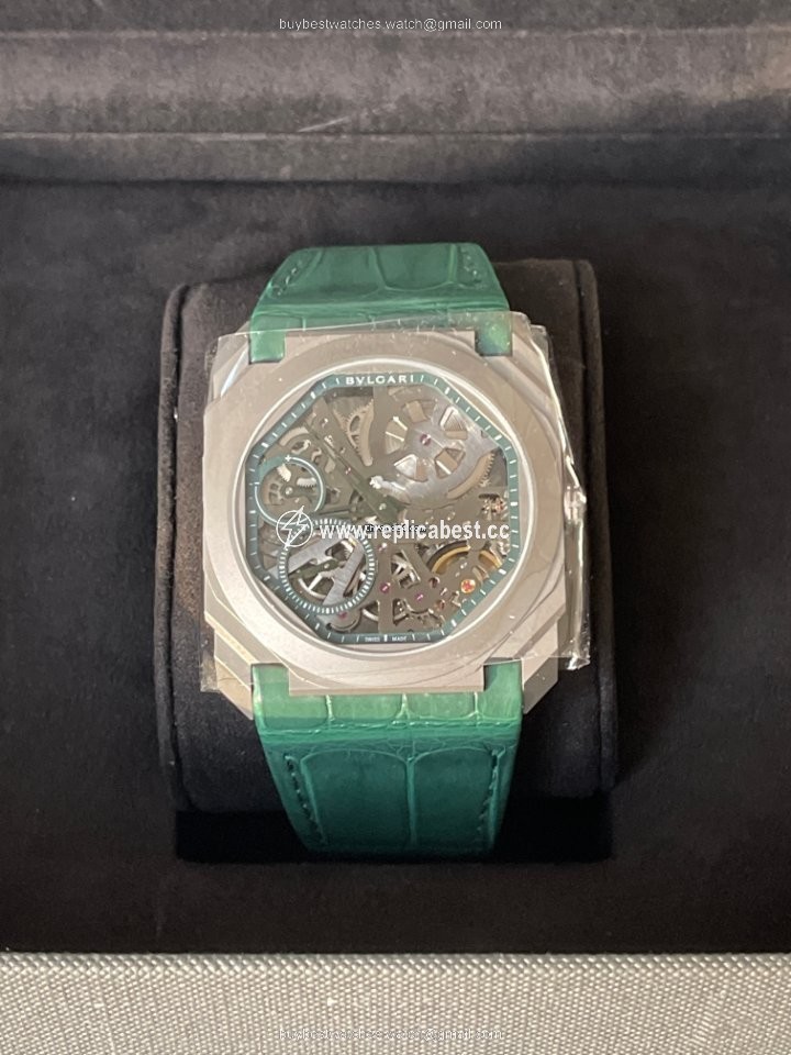 Bulgari Octo Mens watch Unisex Manual winding Titanium 103001