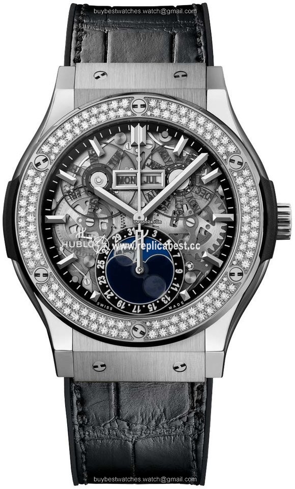 Hublot Classic Fusion Aerofusion Mens watch Unisex Automatic Titanium 517.nx.0170.lr.1104