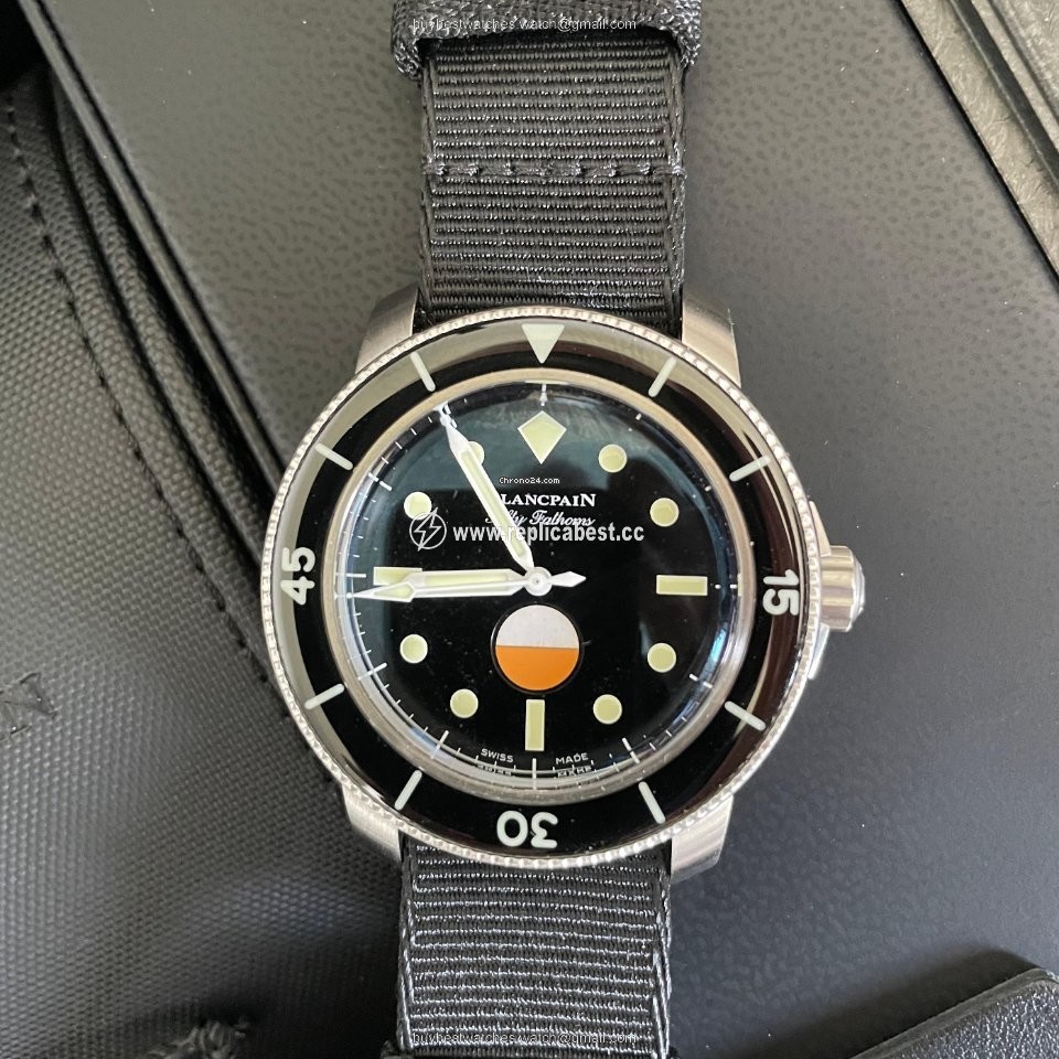 Blancpain Fifty Fathoms Mens watch Unisex Automatic Steel 5008 11B30 NABA