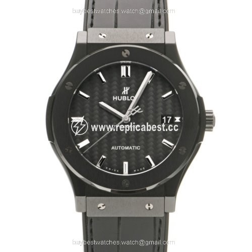 Hublot Classic Fusion 45, 42, 38, 33 mm Automatic Ceramic 511.CM.1771.LR
