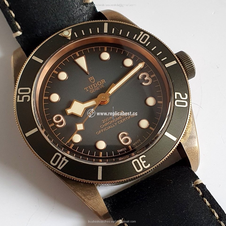 Tudor Black Bay Bronze Mens watch Unisex Automatic Bronze 79250BA