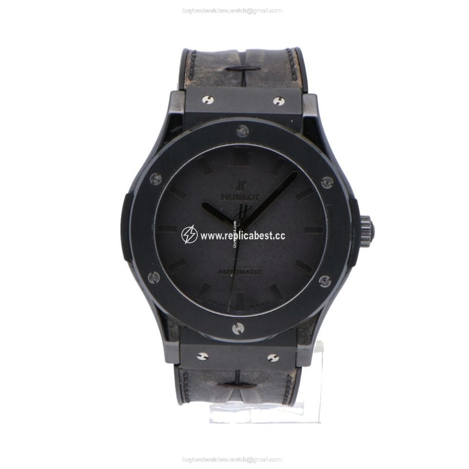 Hublot Classic Fusion 45, 42, 38, 33 mm Mens watch Unisex Automatic Ceramic 511.CM.0500.VR.BER16