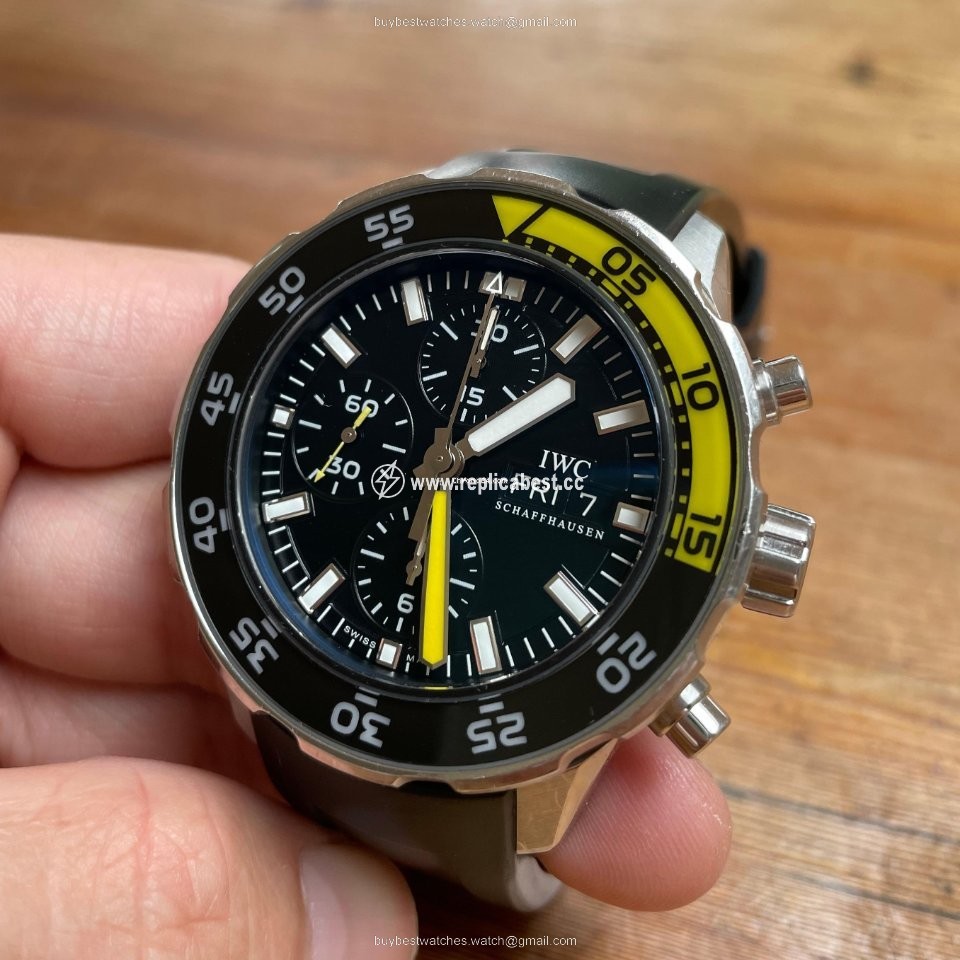 IWC Aquatimer Chronograph Mens watch Unisex Automatic Steel IW376709